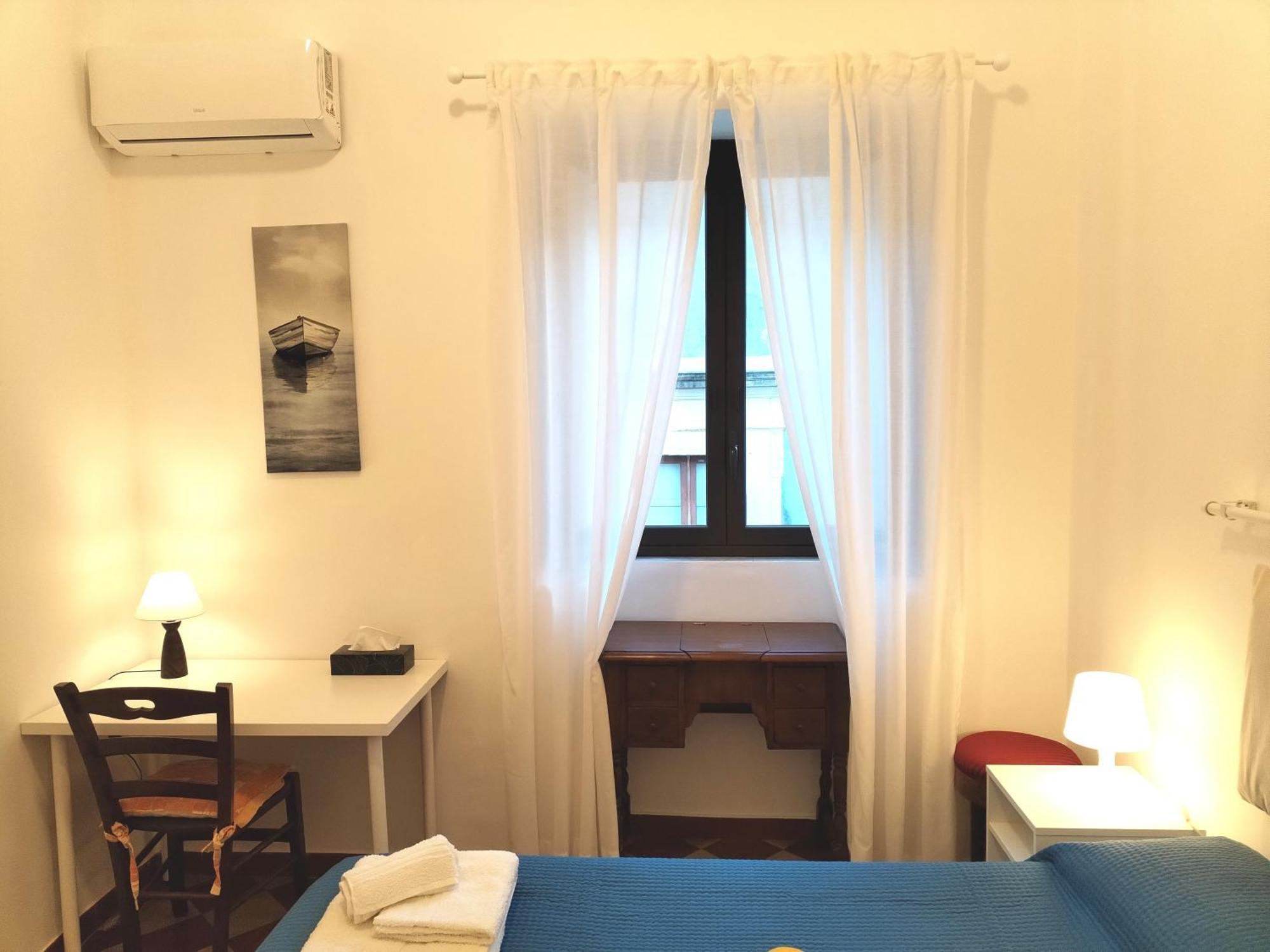Andrea'S Guesthouse Catania Exterior photo